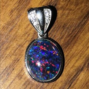 Opal pendent